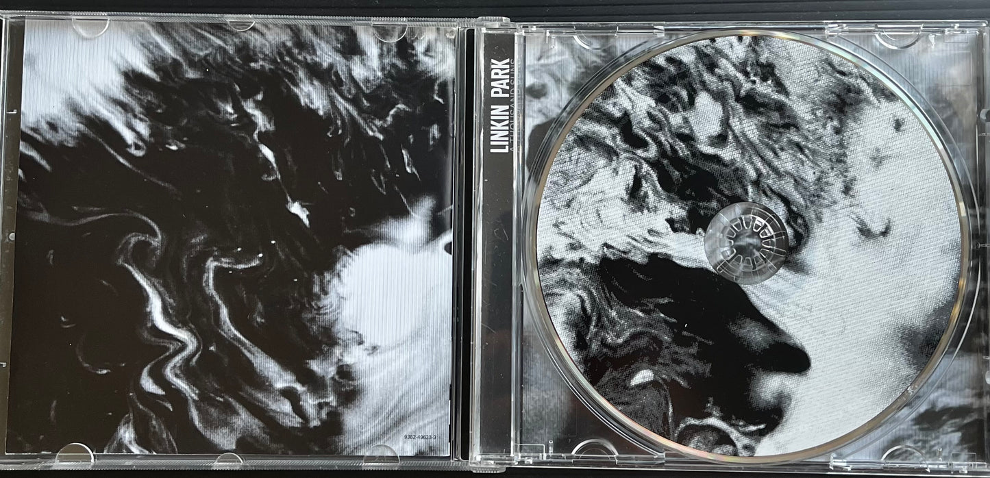 A Thousand Suns Linkin Park 2010 CD (B073) Used very good